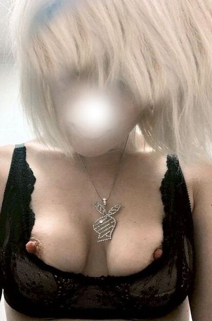 КАРИНА - фото